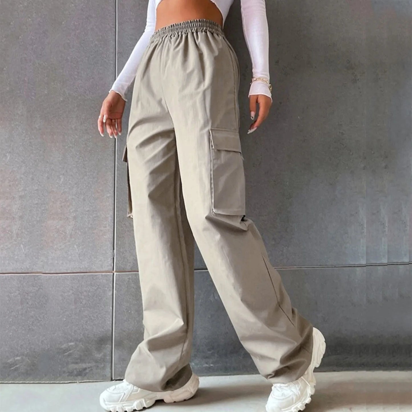 Women's Wide-Leg Cargo Pants