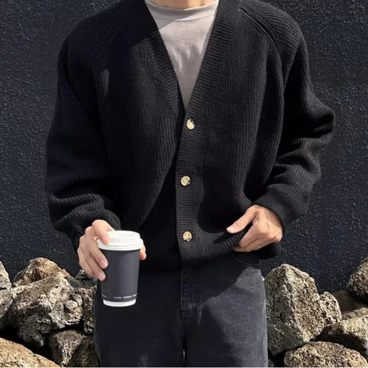 Men’s Vintage-Style V-Neck Cardigan