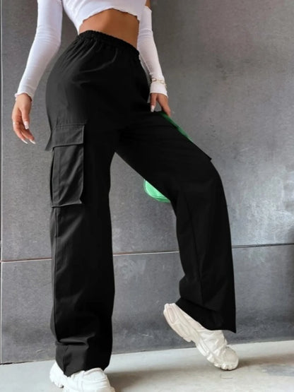 Women's Wide-Leg Cargo Pants