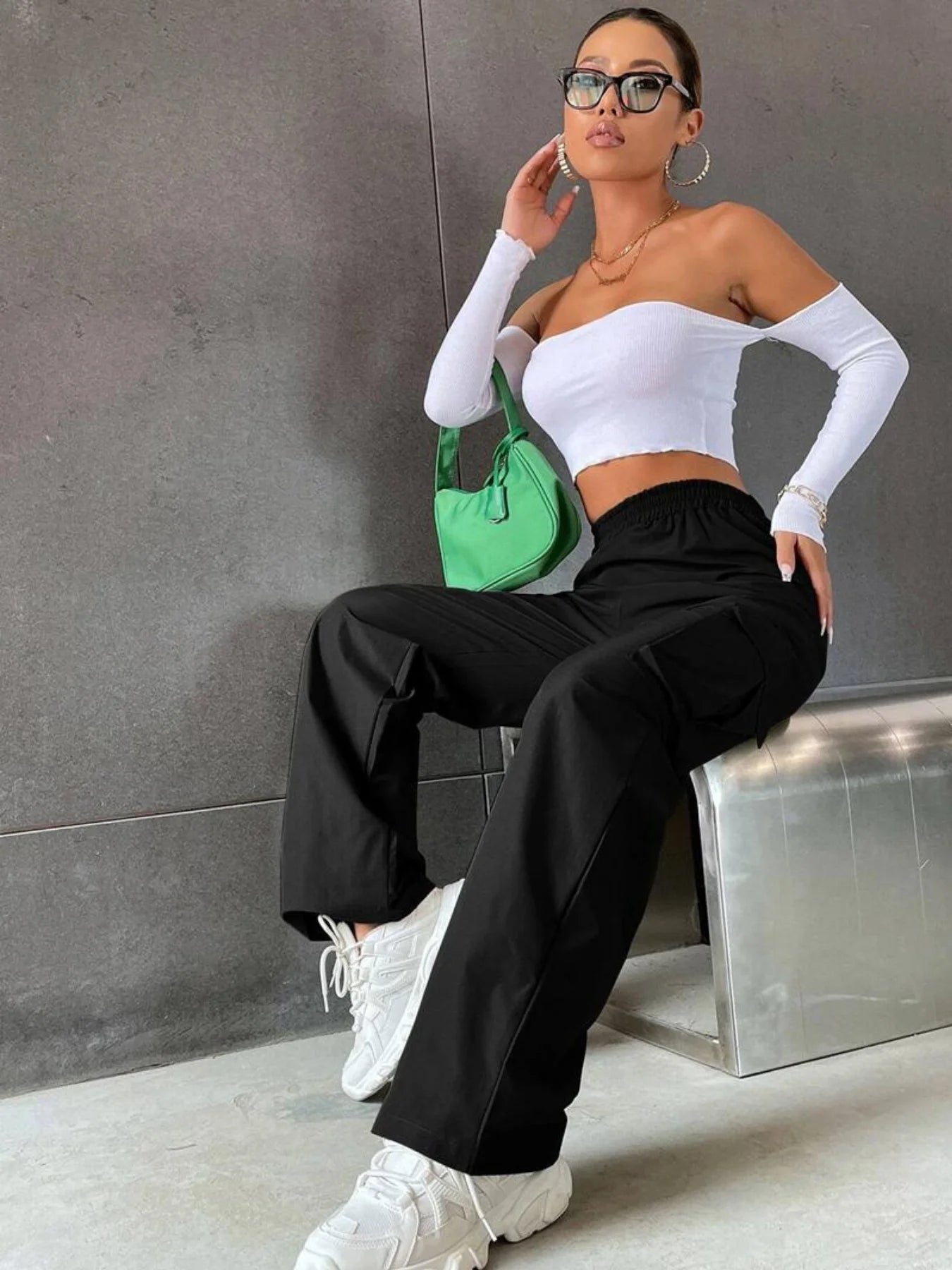 Women's Wide-Leg Cargo Pants