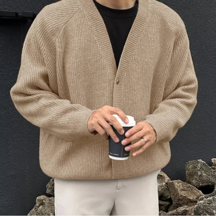 Men’s Vintage-Style V-Neck Cardigan